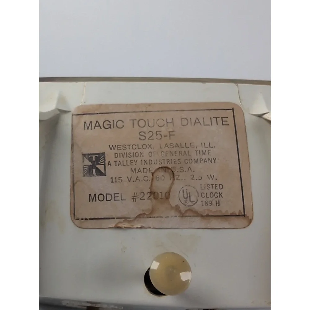 Westclock Vintage Mid Century General Electric Alarm clock Magic Touch Dialite